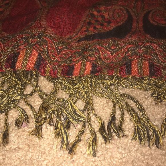 Orange patterned scarf - Picture 2 of 3